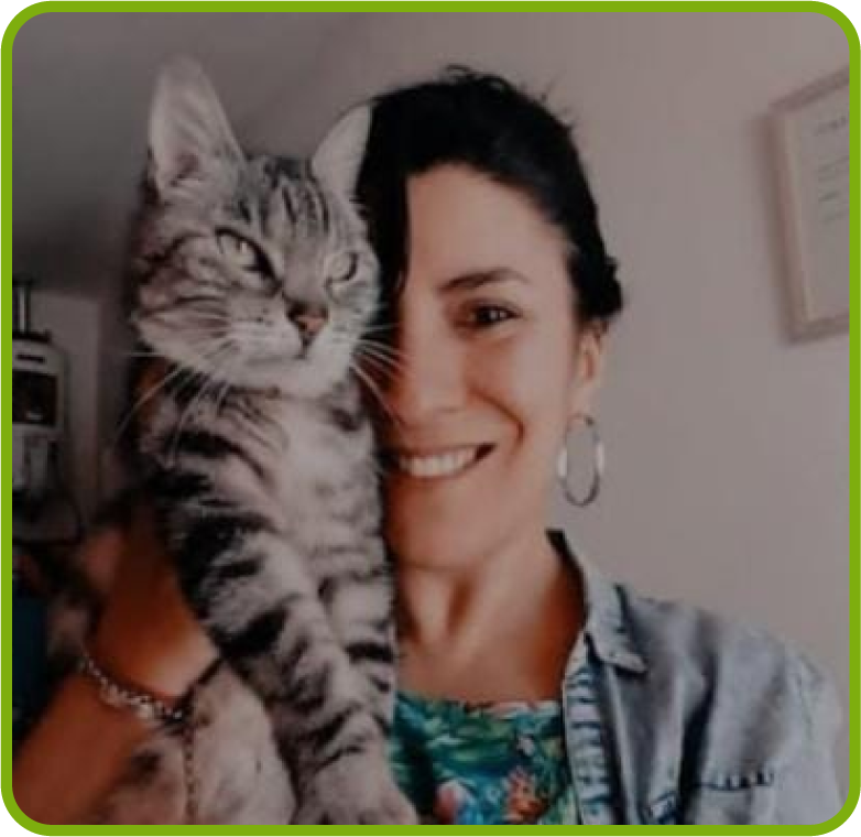 Veterinaria Nati con gato